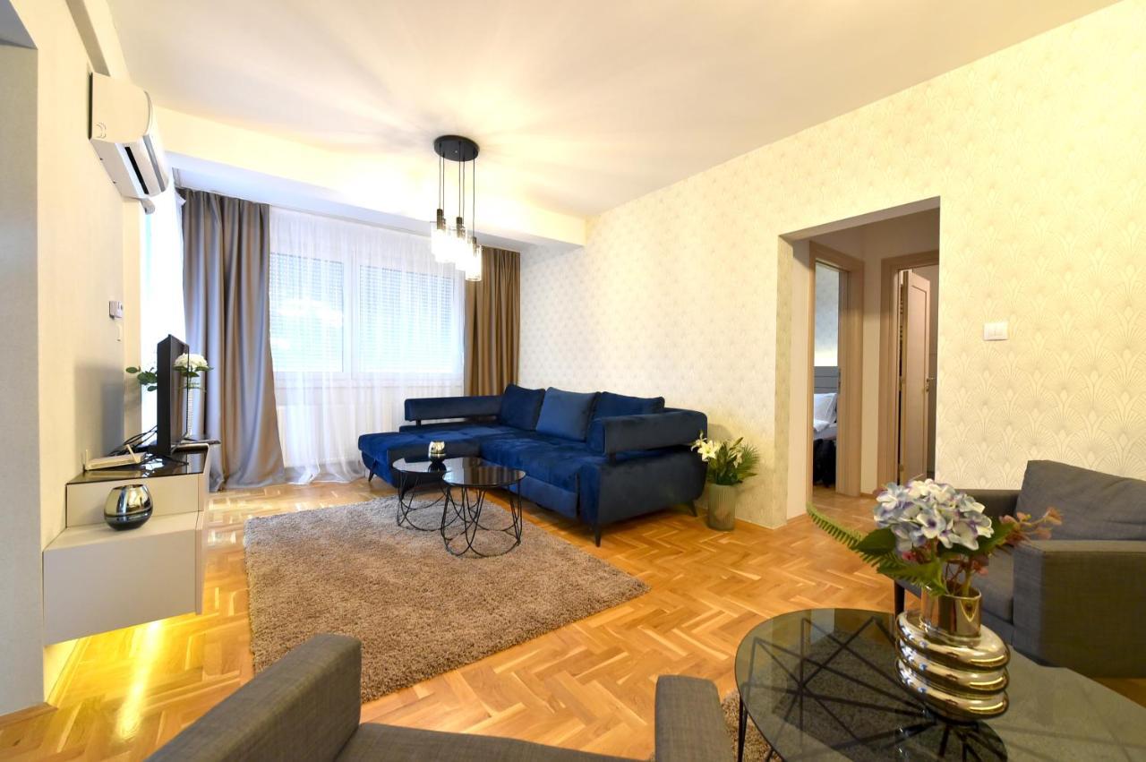 Sky Lux Apartman Горни-Милановац Экстерьер фото